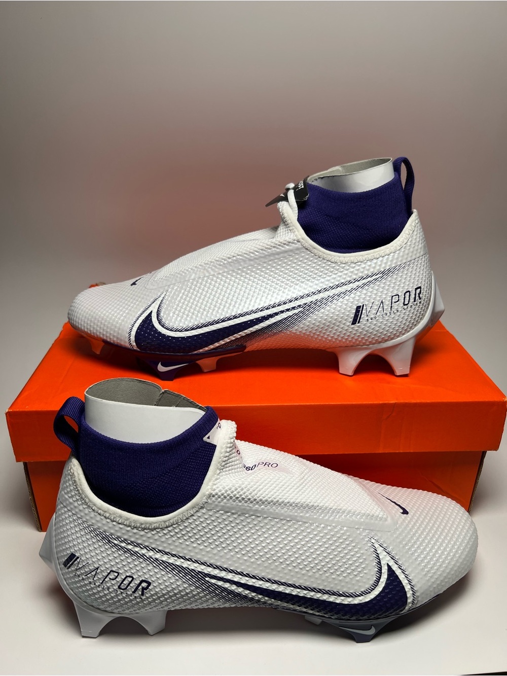 Nike Vapor Edge Pro 360 Football Cleats White Purple AO8277-107 Men’s Size 8.5